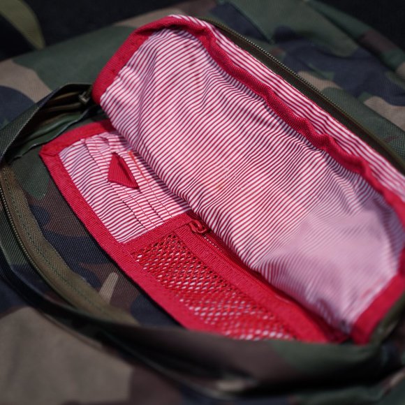 Herschel Supply Co Pop Quiz Woodland Camo Backpack - Picture 6 of 14